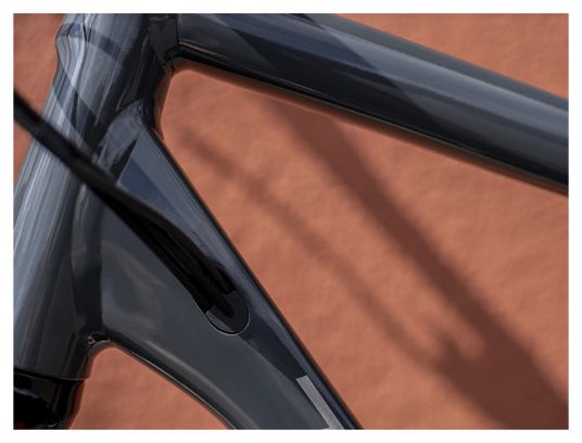 Vélo de Ville Electrique Trek Allant+ 5 27.5'' 500wh Shimano 9V Solid Charcoal 2022