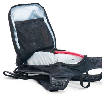 USWE Outlander 9 Hydration Pack with Water Pocket 3L Carbon / Black