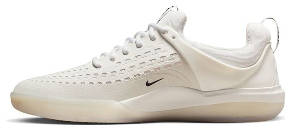 Chaussures de Skate Nike SB Nyjah 3 Blanc