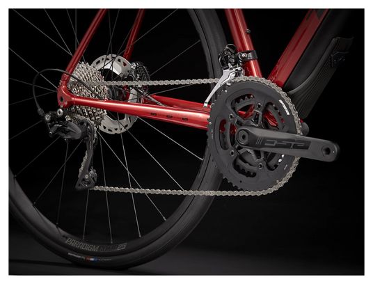Trek Domane + ALR Fazua 250Wh Shimano 105 R7000 11S Bici da strada elettrica Crimson Red / Trek Black 2021
