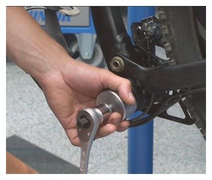 UNIOR Tool for removing bottom bracket bearing BB30