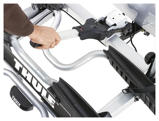 Thule EuroPower 915 Fahrradträger für Anhängerkupplung 13-polig ? 2 Fahrräder (kompatibel mit E-Bikes)