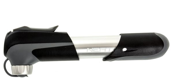  NEATT Minipompe à main 7'' (Max 80 psi/5 bar) Noir/Argent