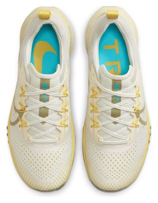 Chaussures de Trail Running Femme Nike React Pegasus Trail 4 Beige Jaune
