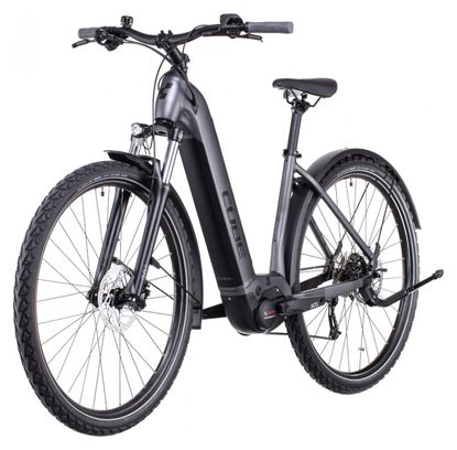 Cube Nuride Hybrid Performance 625 Allroad Bicicleta eléctrica híbrida de fácil acceso Shimano Alivio 9S 625 Wh 700 mm Gris grafito 2022