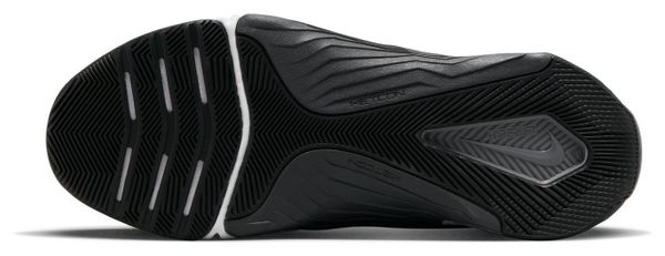 Zapatilla de entrenamiento Nike Metcon 8 Negra Blanca para mujer