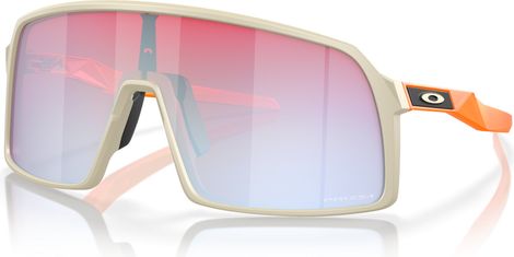 Gafas Oakley <p><strong>Sutro</strong></p>Matte Sand/ Prizm Snow Sapphire/ Ref: OO9406-A537