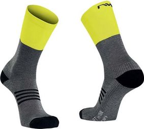 Pair of Northwave Extreme Pro Socks Gray Yellow Fluo